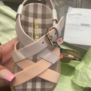 Burberry sandals toddler girl